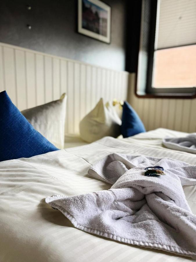Hotel Doemitzer Hafen エクステリア 写真