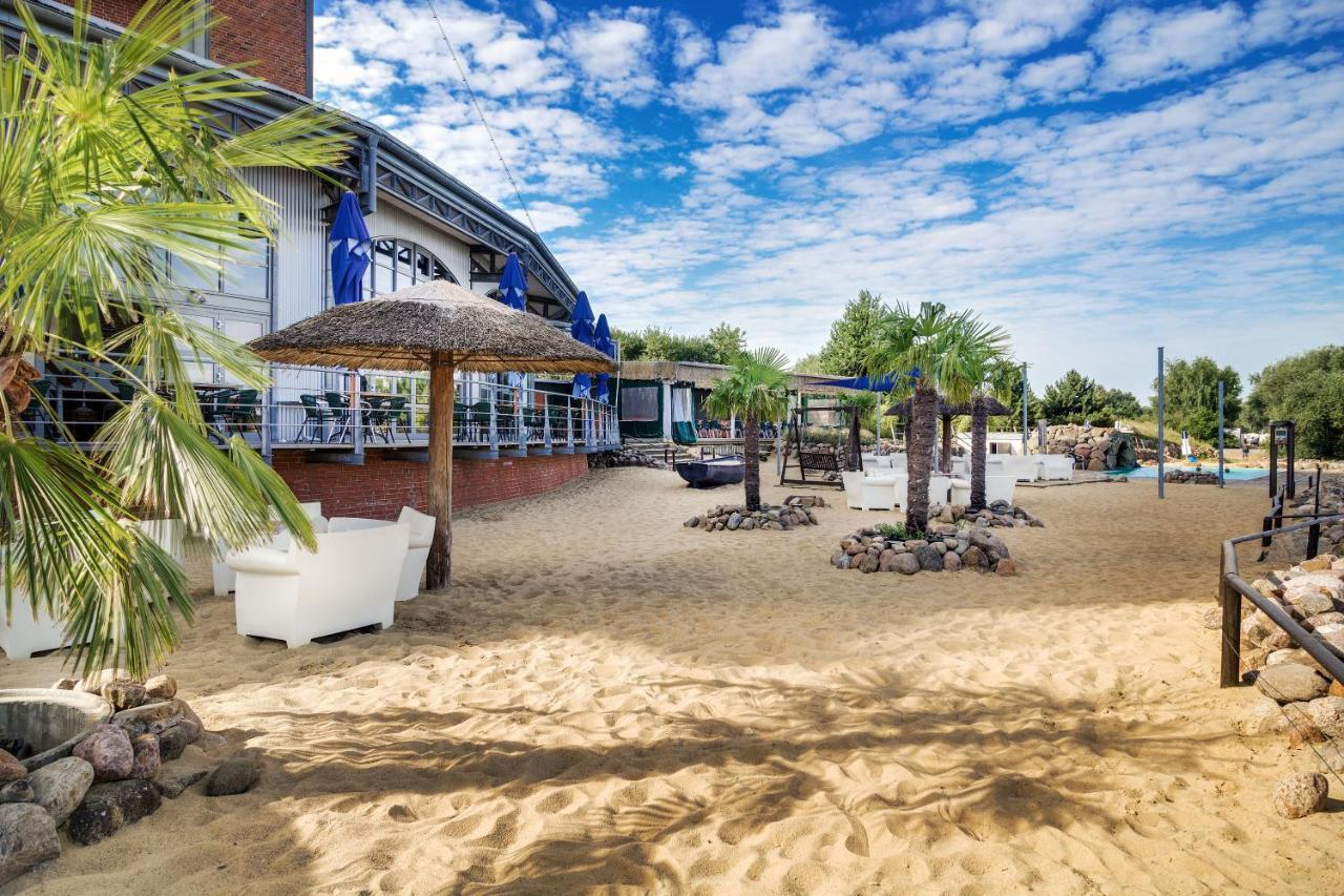 Hotel Doemitzer Hafen エクステリア 写真