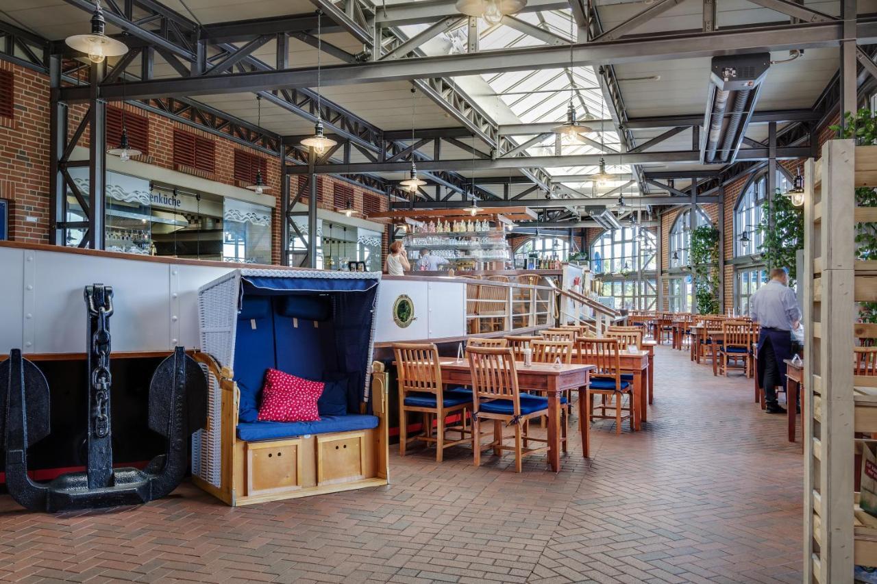 Hotel Doemitzer Hafen エクステリア 写真